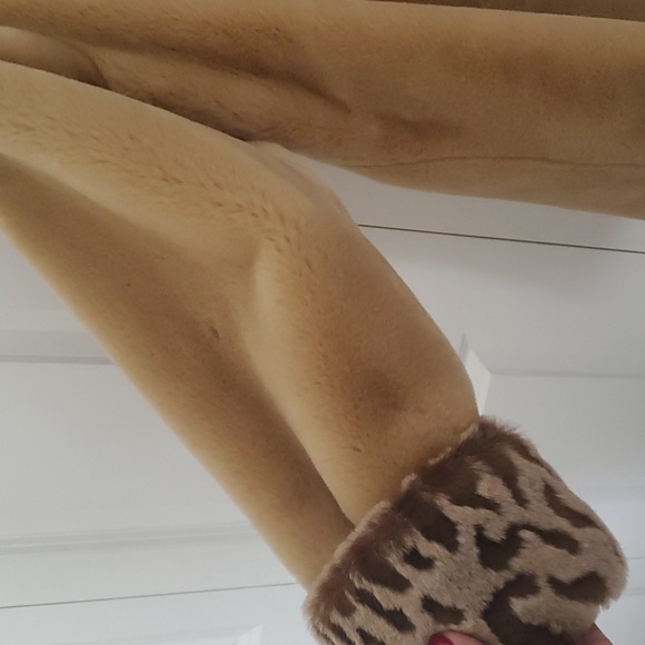 Women's faux fur short coat - Picture 5 of 5